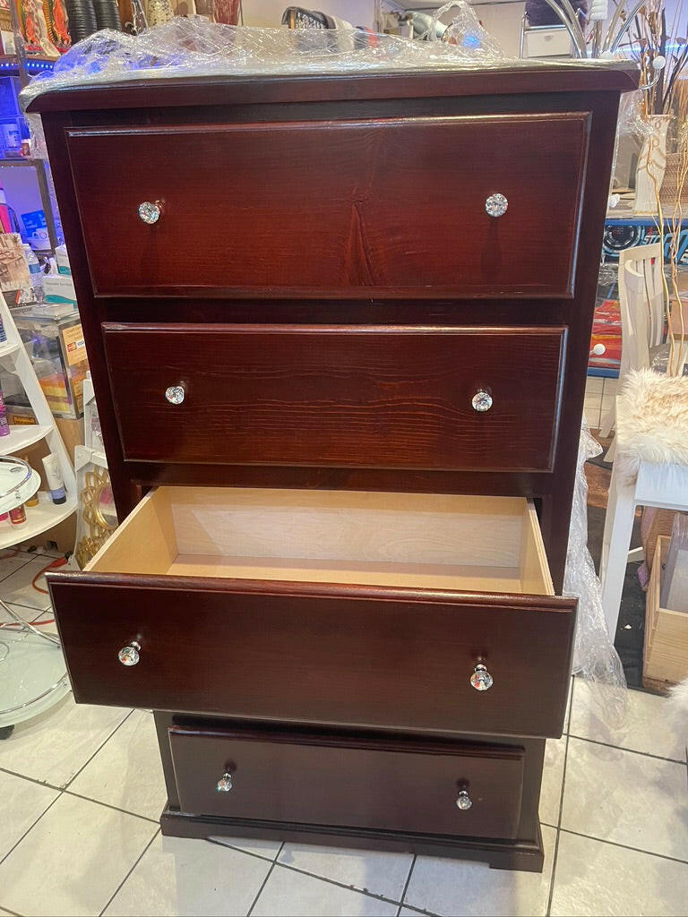 PINE SOLID WOOD CHEST 5 DRAWER WITH CRYSTAL KNOBS - CHERRY.