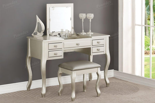 Poundex F4145 Flip Up Mirror vanity Set with Stool in Silver
