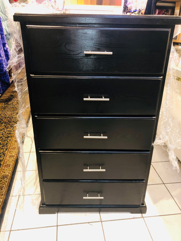 PINE SOLID WOOD CHEST 5 DRAWER - BLACK STAINLESS STEEL HANDLE.