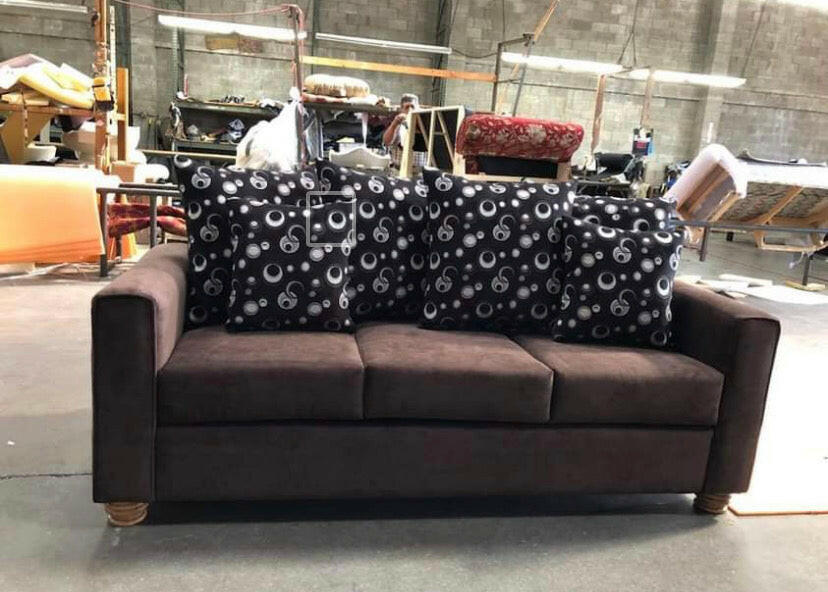 Dark Brown Sofa & LoveSeat Set With Moon Shape pillows.